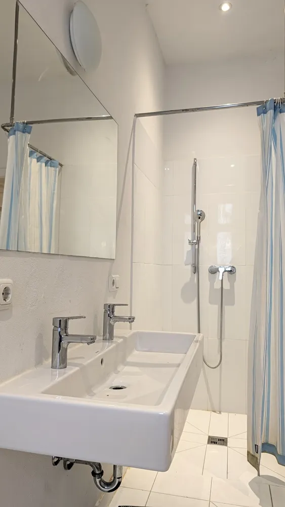 6 room apartment with 145 m² in Munich – Photo 9