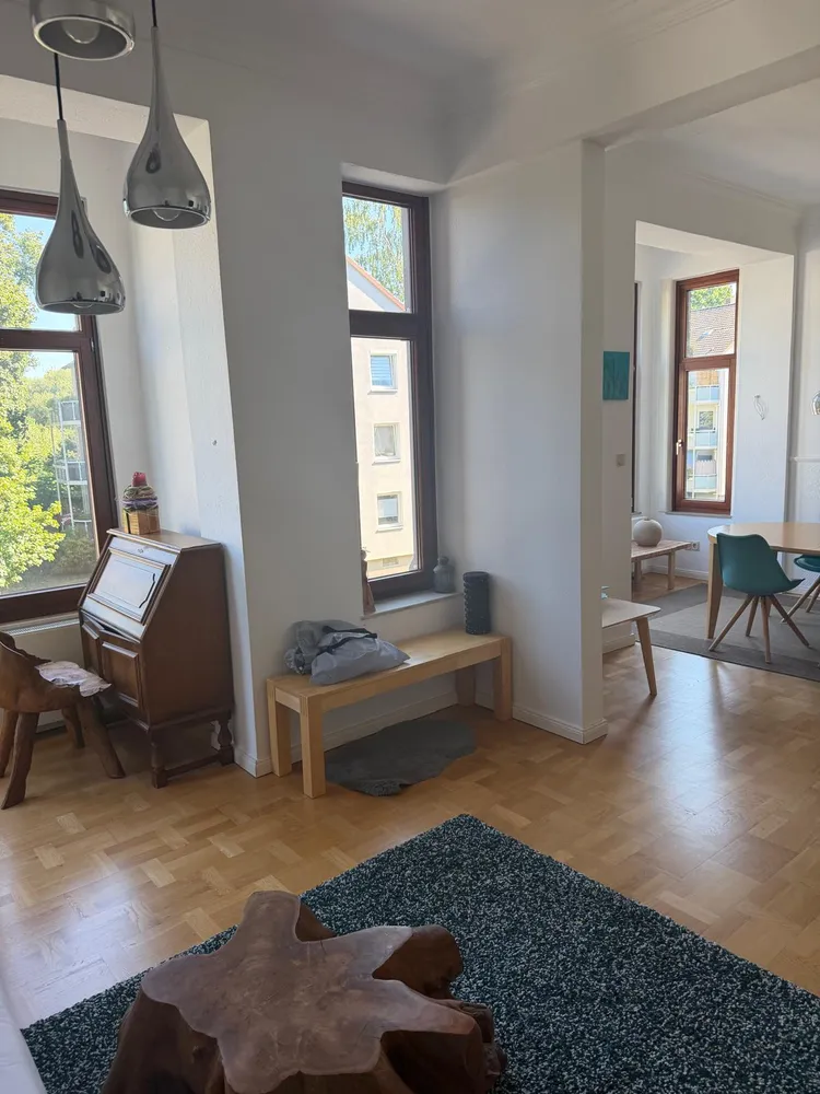 3 Zimmer Wohnung mit 111 m² in Hannover – Bild 2