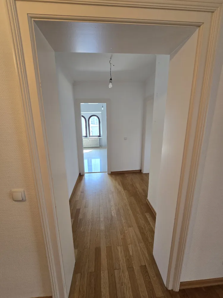 2 Zimmer Wohnung mit 110 m² in Frankfurt am Main – Bild 4