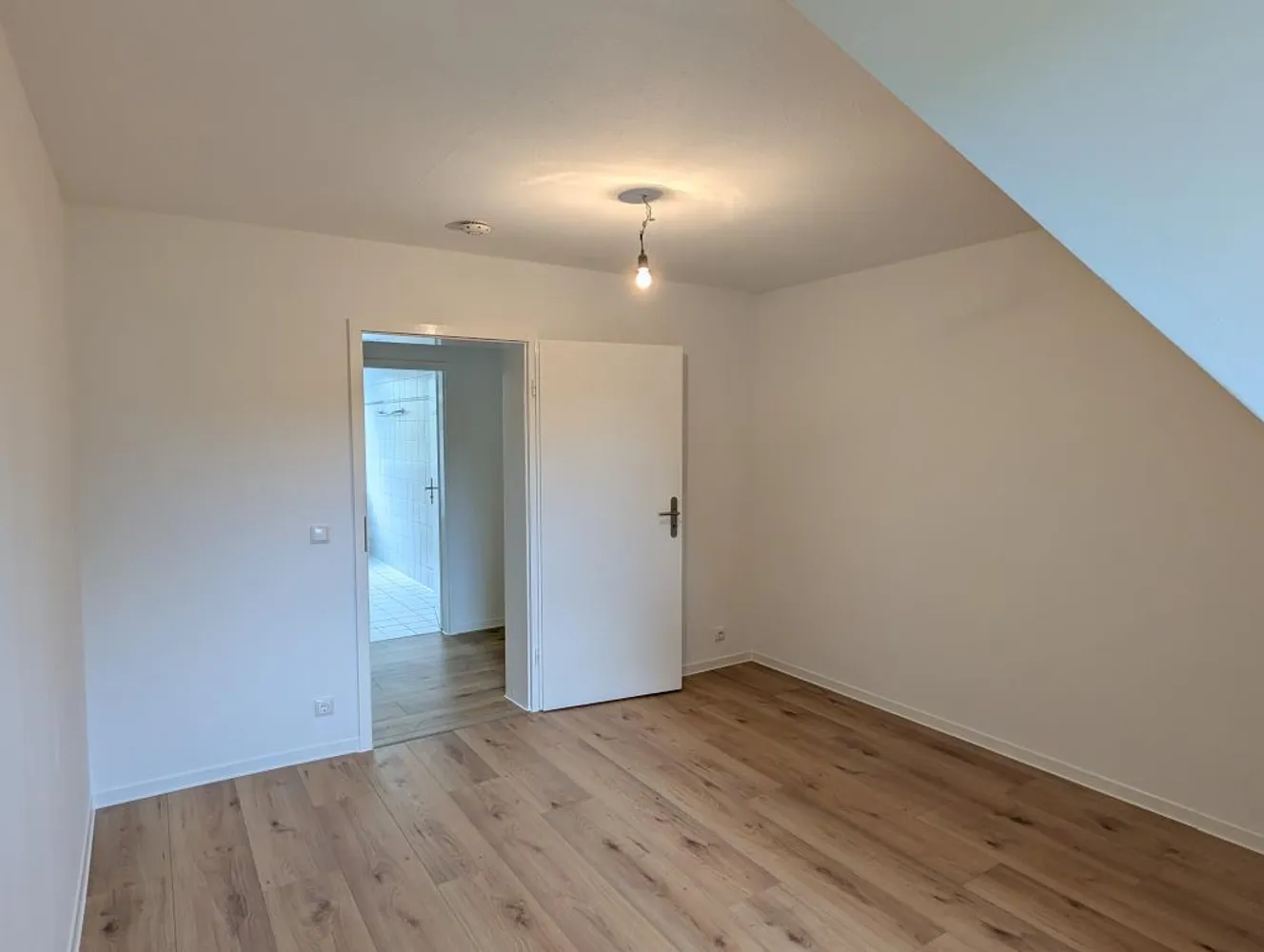 4 Zimmer Wohnung mit 86 m² in Oberhausen – Bild 9