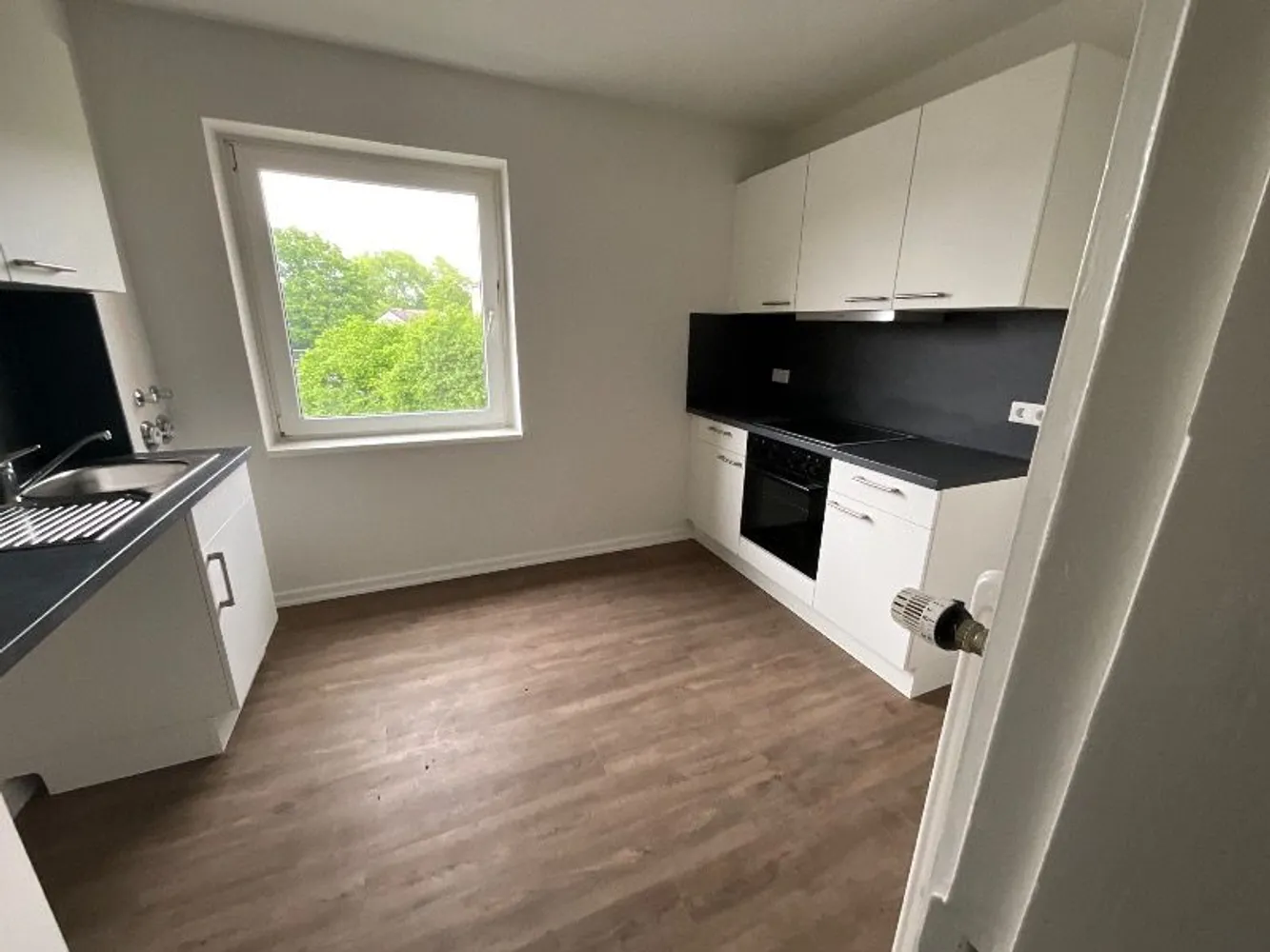 3 Zimmer Wohnung mit 88 m² in Wedel – Bild 3