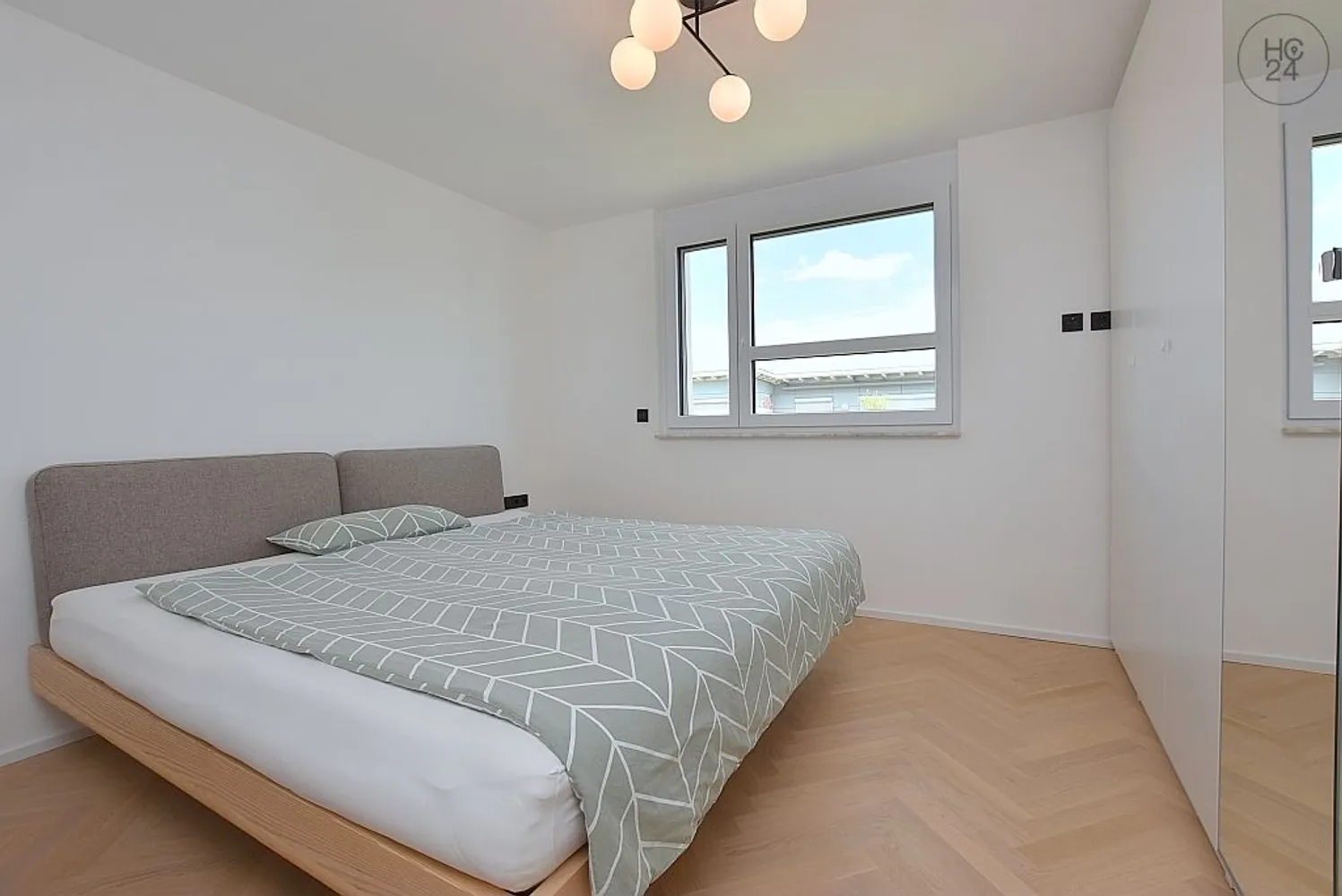4 Zimmer Wohnung mit 100 m² in Stuttgart – Bild 2
