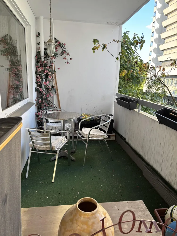 3 Zimmer Wohnung mit 76 m² in Frankfurt am Main – Bild 8