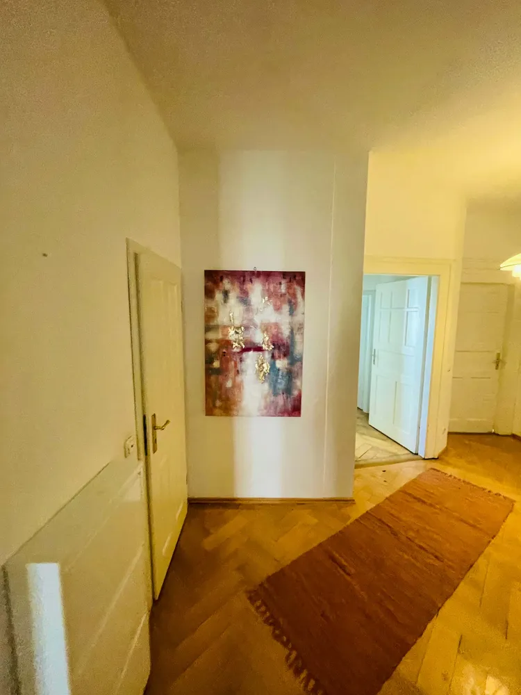 Shared room with 17 m² in Munich – Photo 2