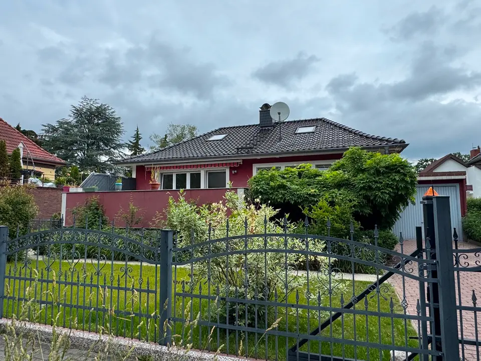 5 Zimmer Haus mit 150 m² in Berlin – Bild 1