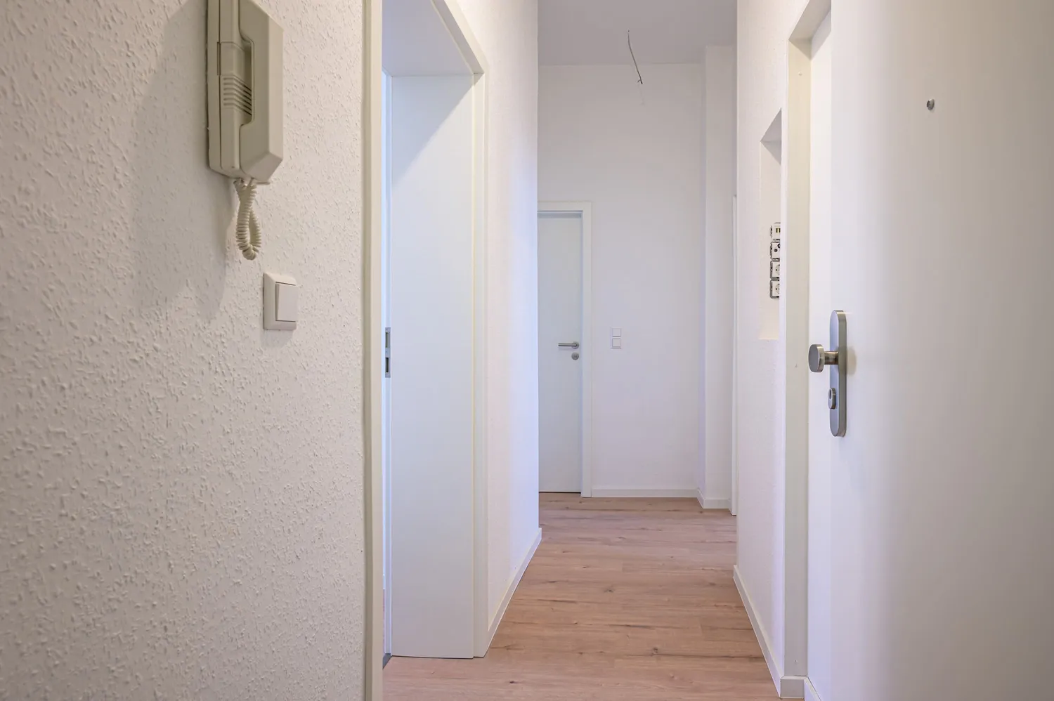5 Zimmer Wohnung mit 105 m² in Karlsruhe – Bild 3