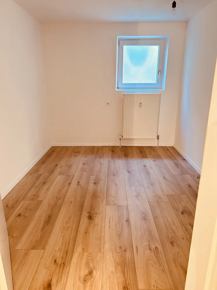 4 Zimmer Wohnung mit 110 m² in München – Bild 3