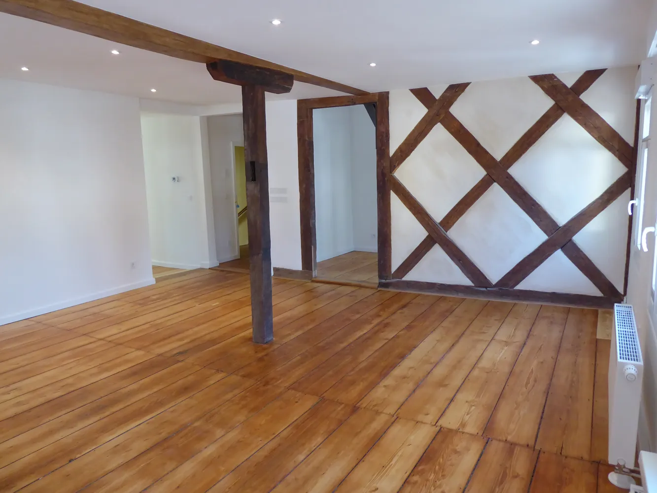 4 Zimmer Wohnung mit 113 m² in Wiesbaden – Bild 2
