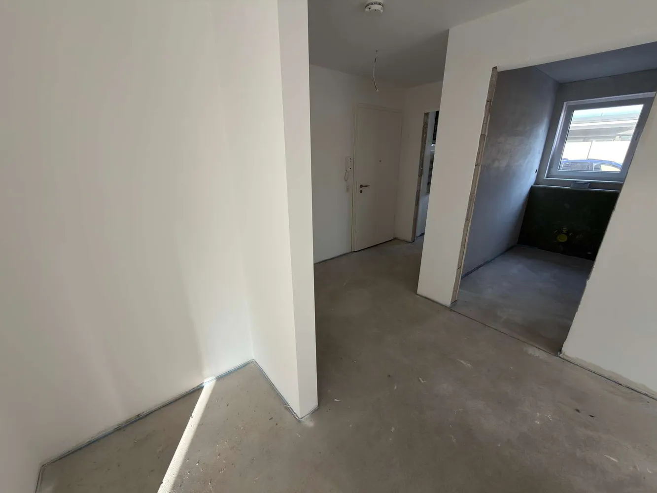 2 Zimmer Wohnung mit 81 m² in Lübeck – Bild 4