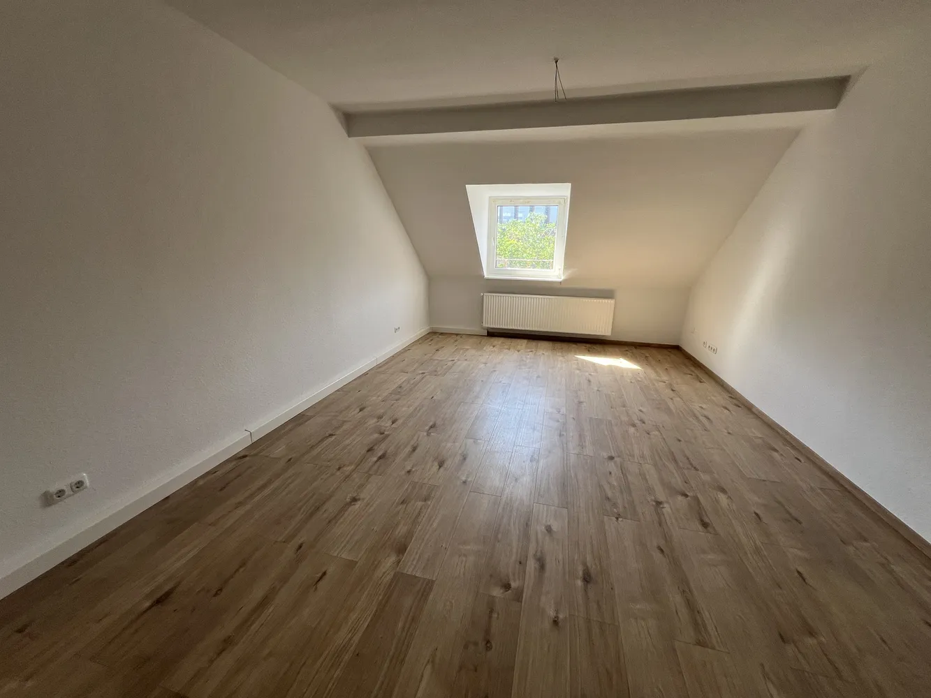 4 Zimmer Wohnung mit 106 m² in Düsseldorf – Bild 6