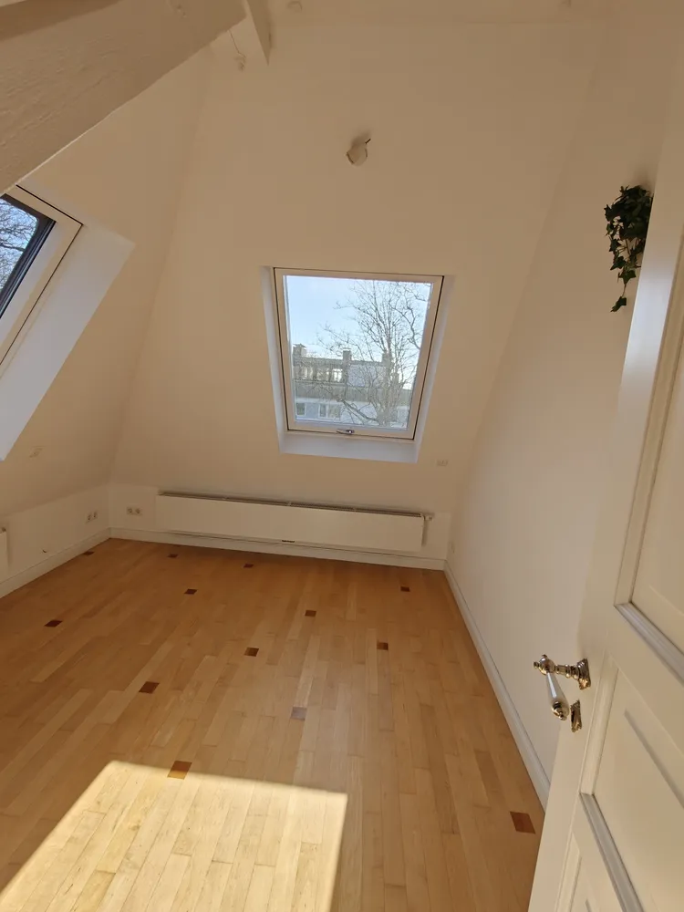 4 Zimmer Wohnung mit 112 m² in Wiesbaden – Bild 8