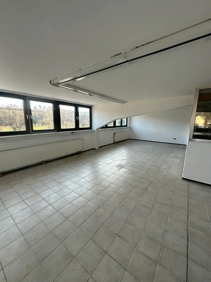 4 Zimmer Haus mit 200 m² in Schwabach – Bild 9