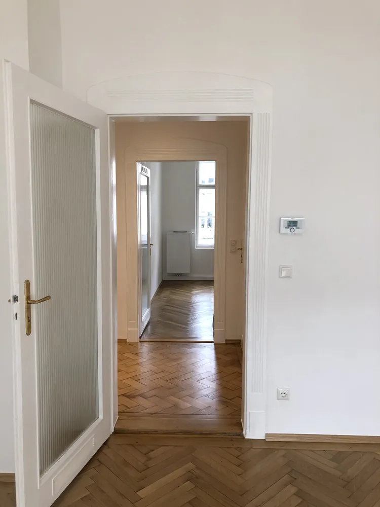 4 Zimmer Wohnung mit 93 m² in München – Bild 1
