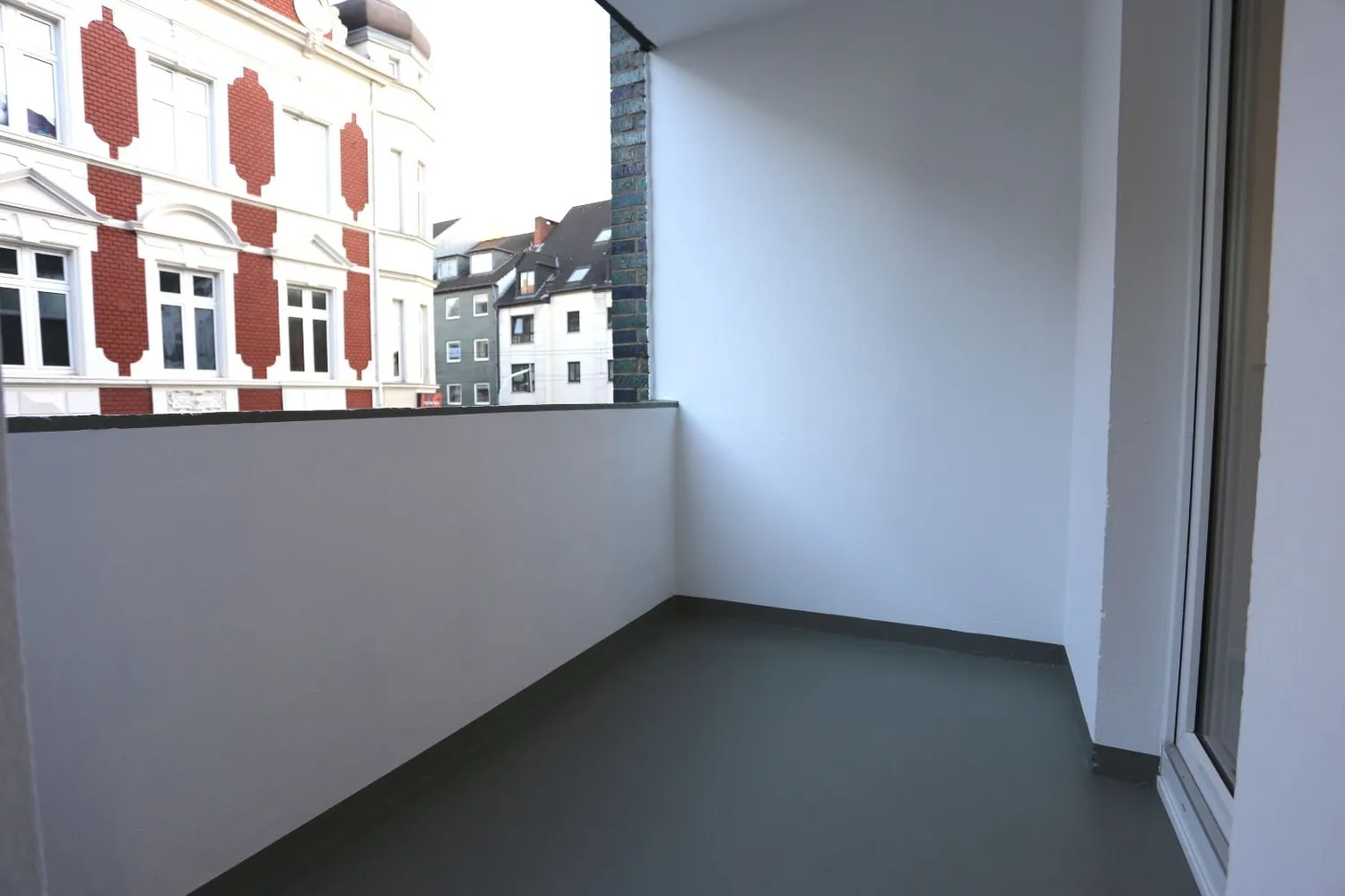 2 room apartment with 58 m² in Düsseldorf – Photo 3