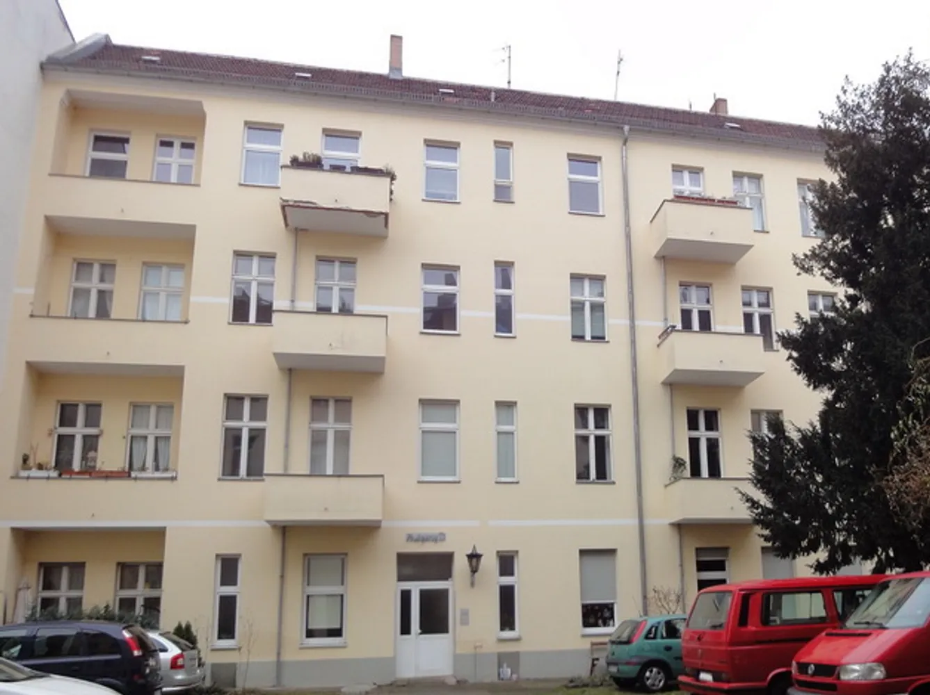 2 room apartment with 60 m² in Berlin – Photo 2