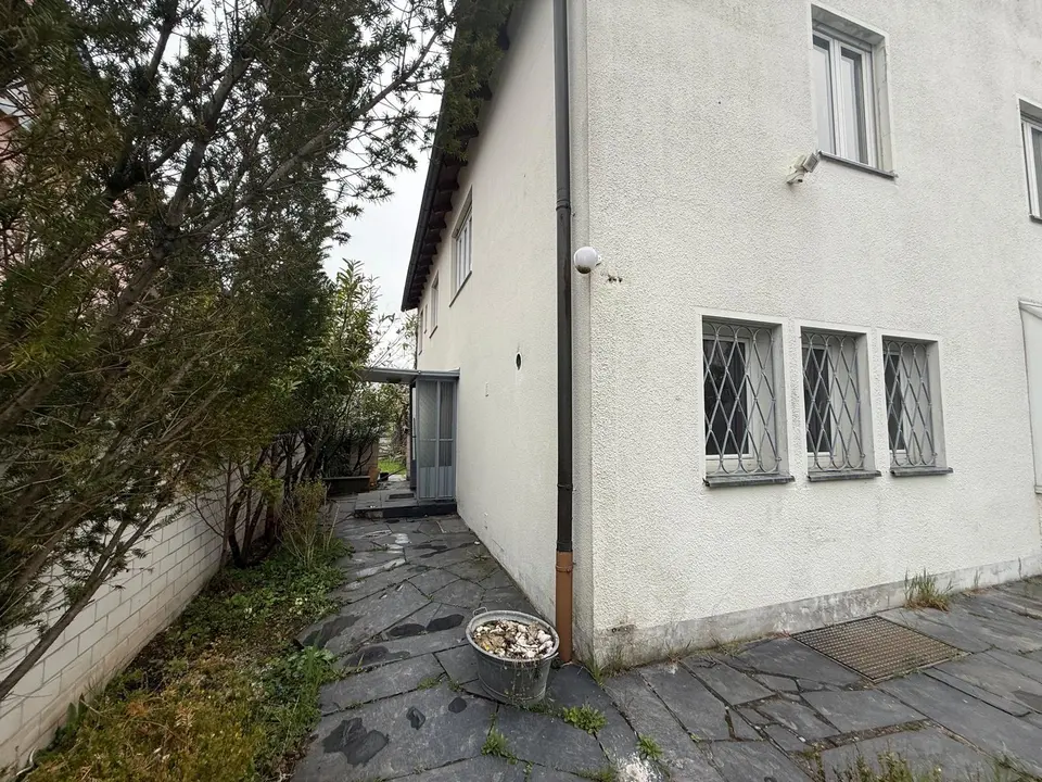 8 Zimmer Haus mit 220 m² in Erlangen – Bild 9