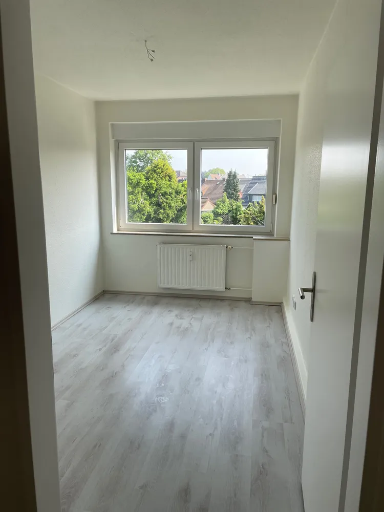 3 Zimmer Wohnung mit 75 m² in Krefeld – Bild 2