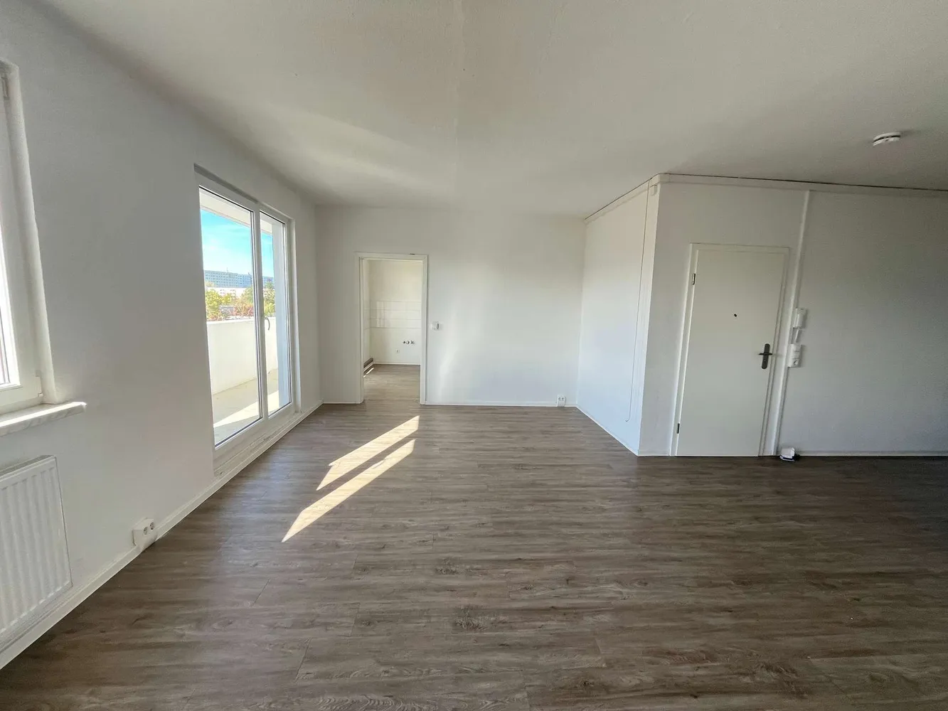 6 Zimmer Wohnung mit 114 m² in Halle (Saale) – Bild 9