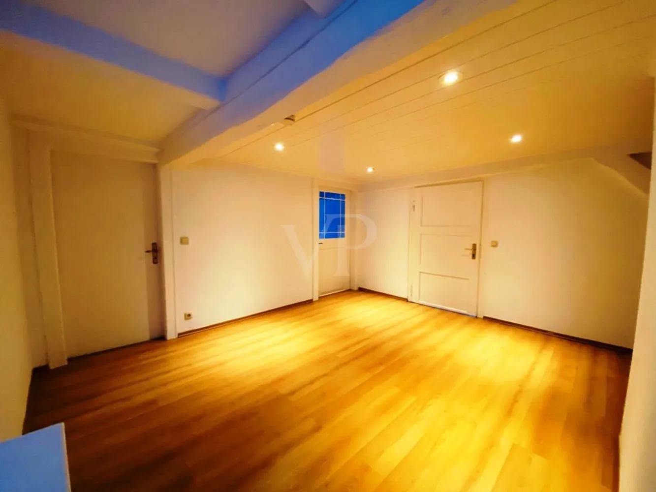 6 Zimmer Wohnung mit 150 m² in Celle – Bild 3