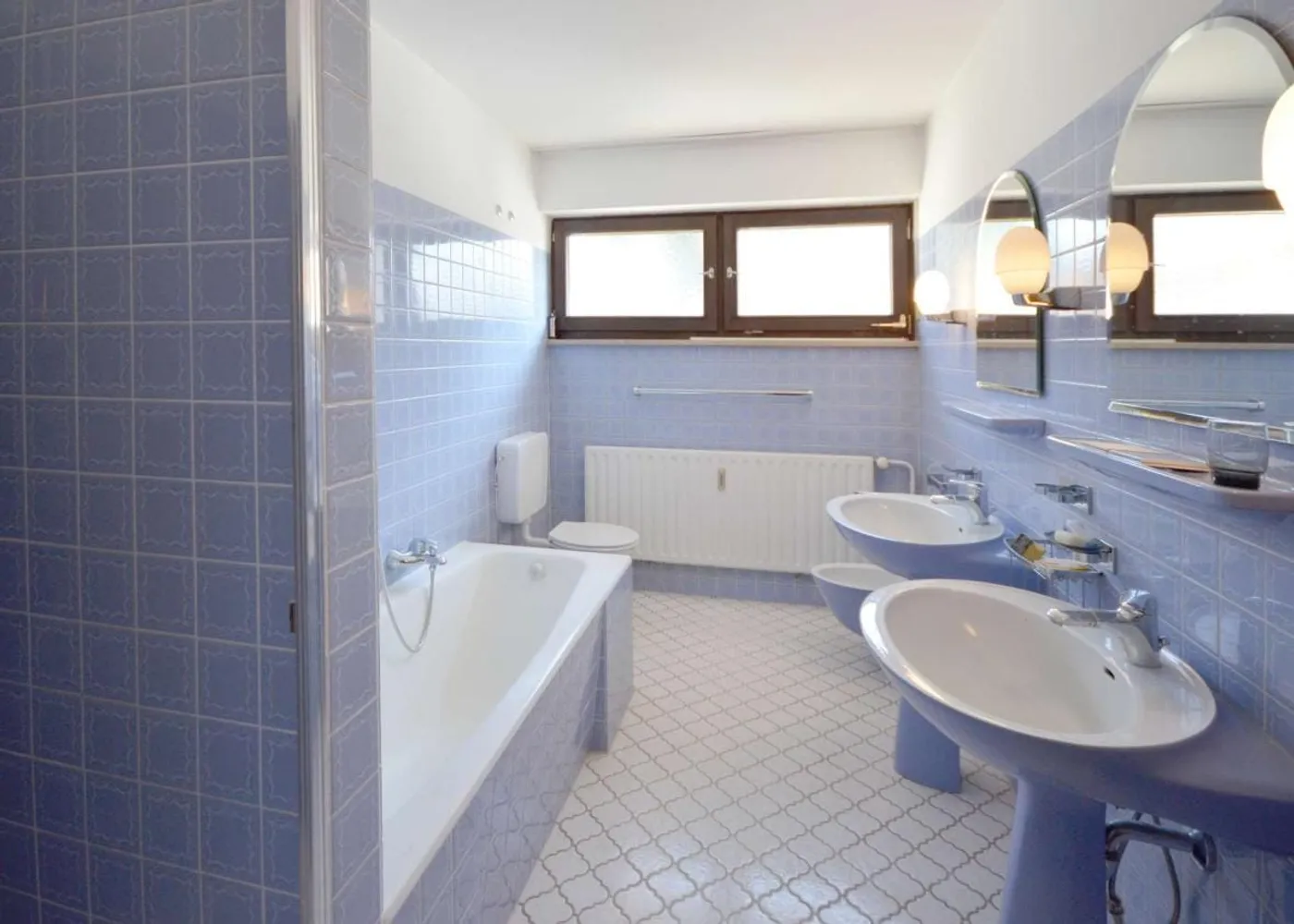 4 Zimmer Wohnung mit 120 m² in München – Bild 3