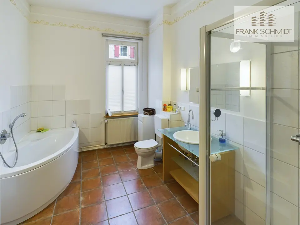 13 room house with 380 m² in Limburg an der Lahn – Photo 7