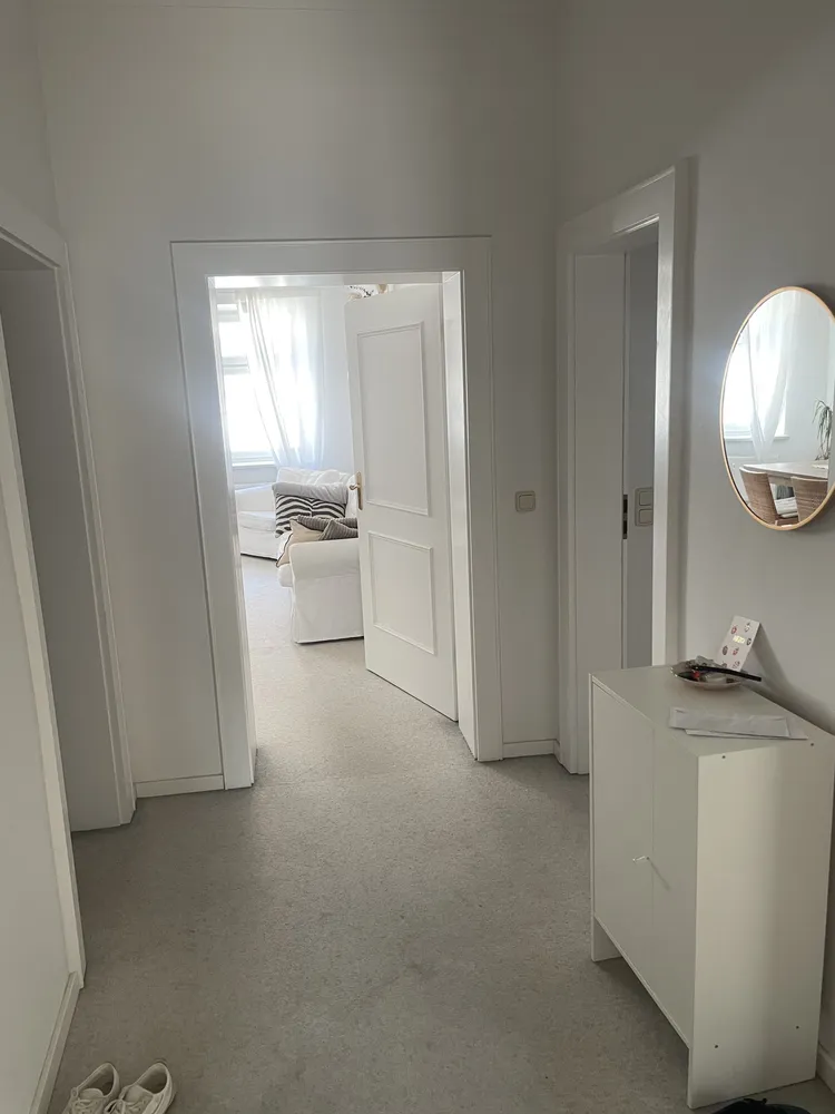 4 Zimmer Wohnung mit 100 m² in München – Bild 3