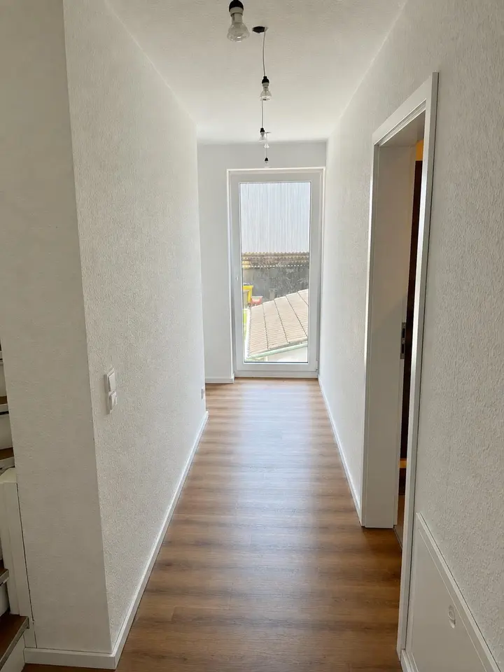 4 Zimmer Haus mit 105 m² in Nettetal – Bild 2