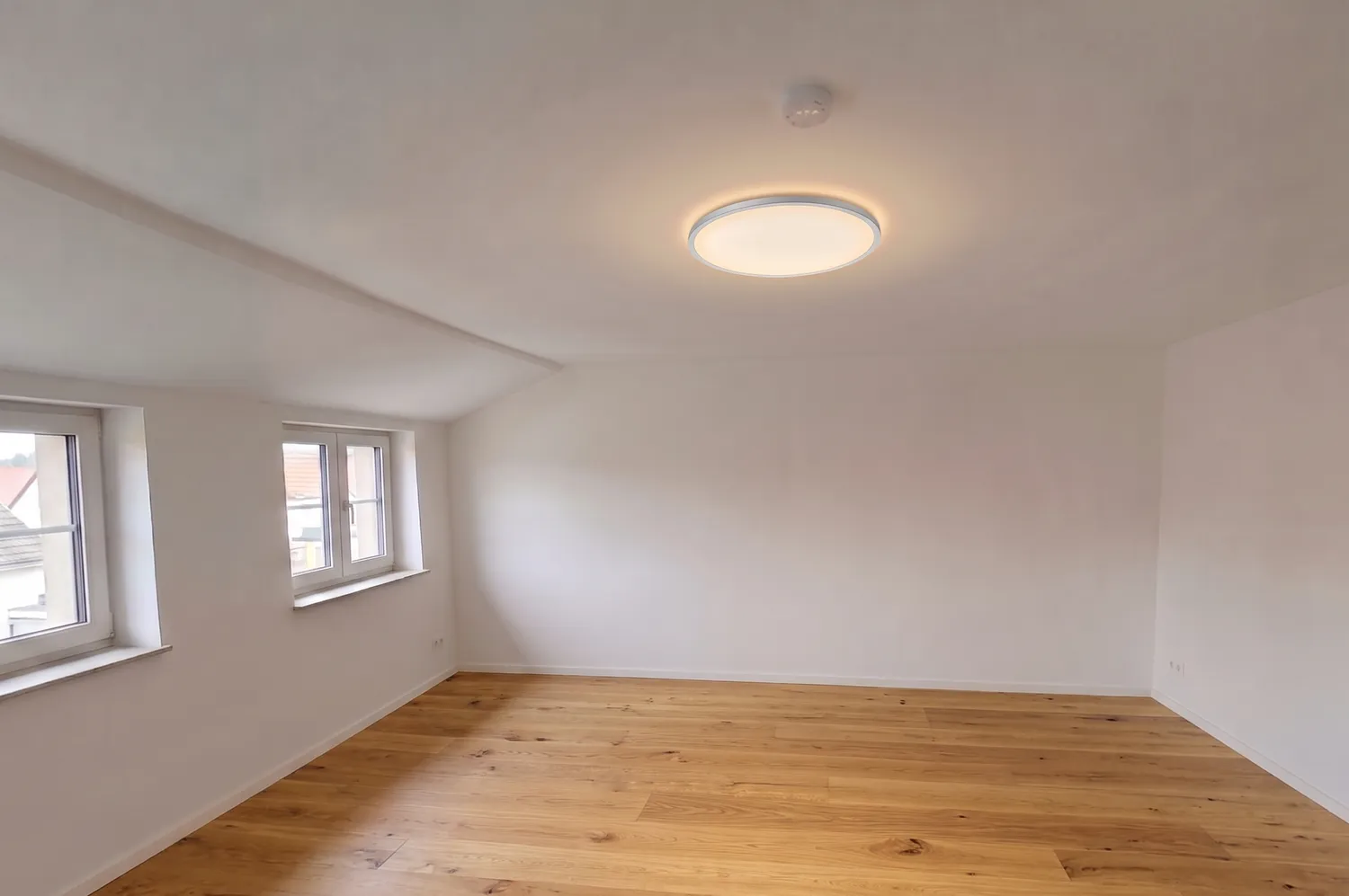 1 Zimmer Wohnung mit 35 m² in Hof – Bild 1