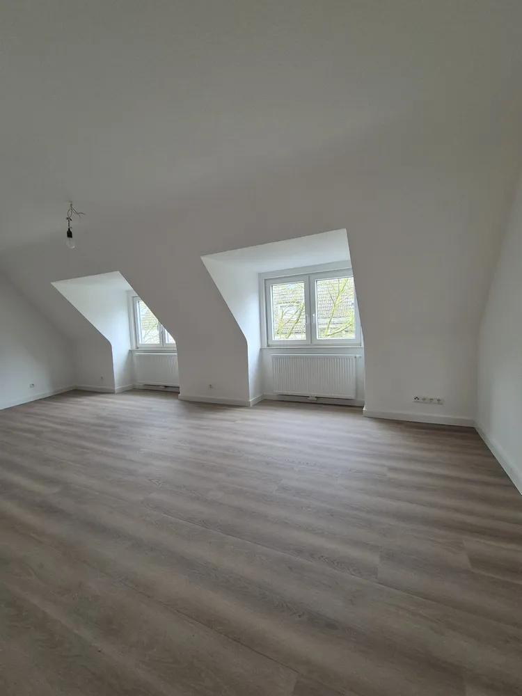 3 Zimmer Wohnung mit 130 m² in Essen – Bild 9