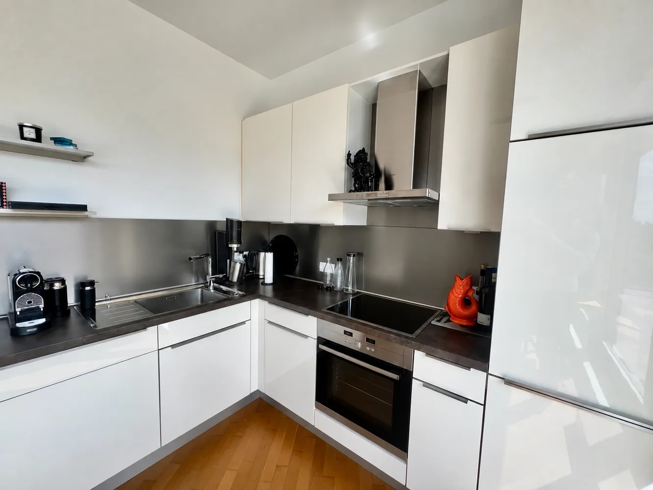2 Zimmer Wohnung mit 80 m² in Wiesbaden – Bild 2