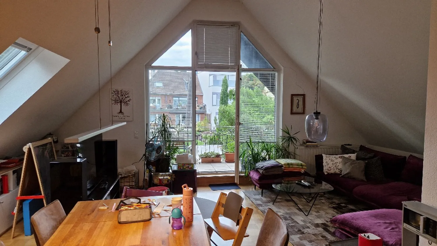 4 room apartment with 90 m² in Düsseldorf – Photo 1