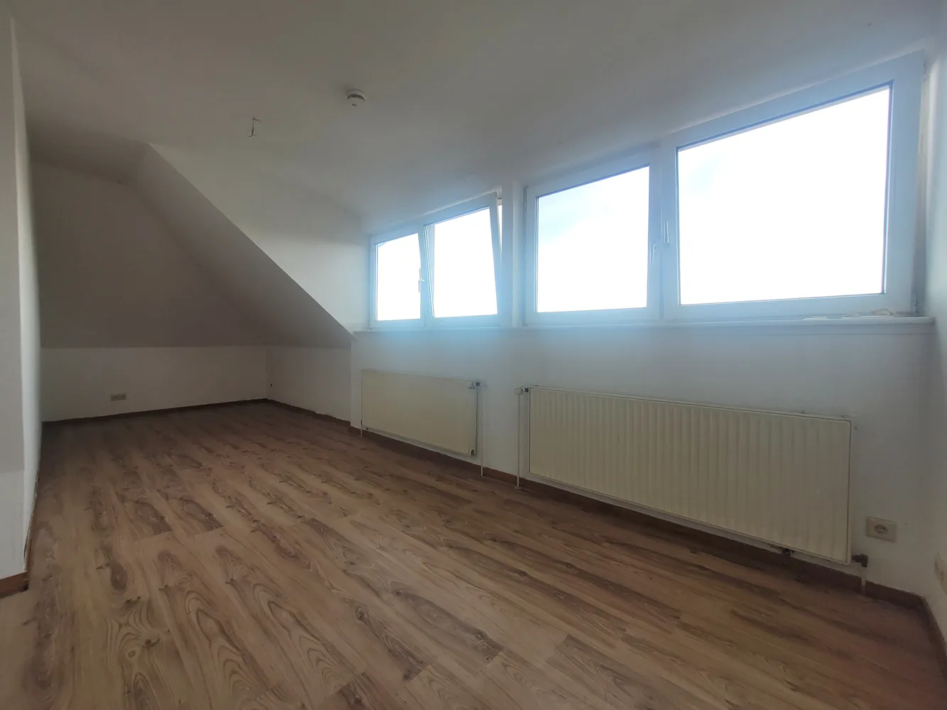 3 Zimmer Wohnung mit 93 m² in Braunschweig – Bild 3
