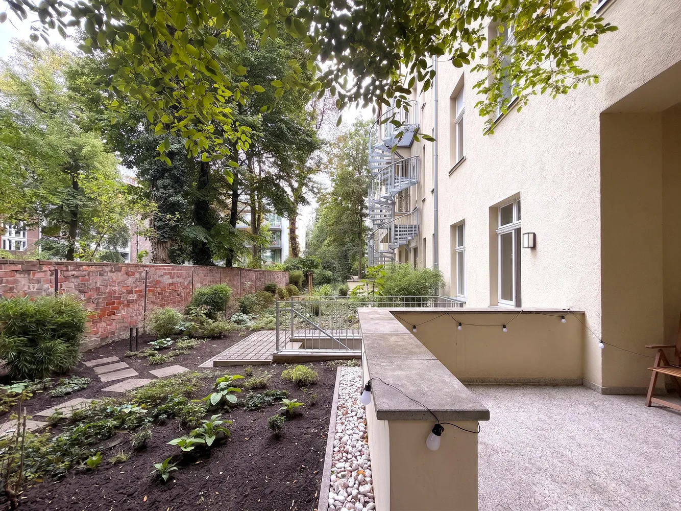 2 Zimmer Wohnung mit 77 m² in Berlin – Bild 7
