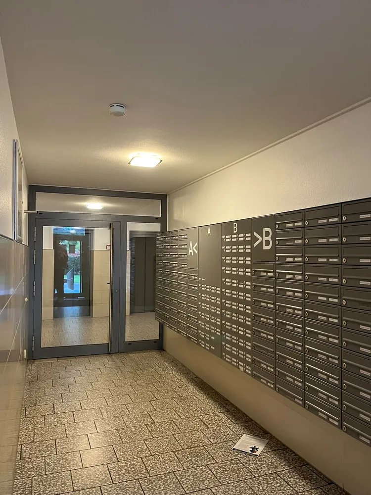 1 Zimmer Wohnung mit 33 m² in Köln – Bild 10