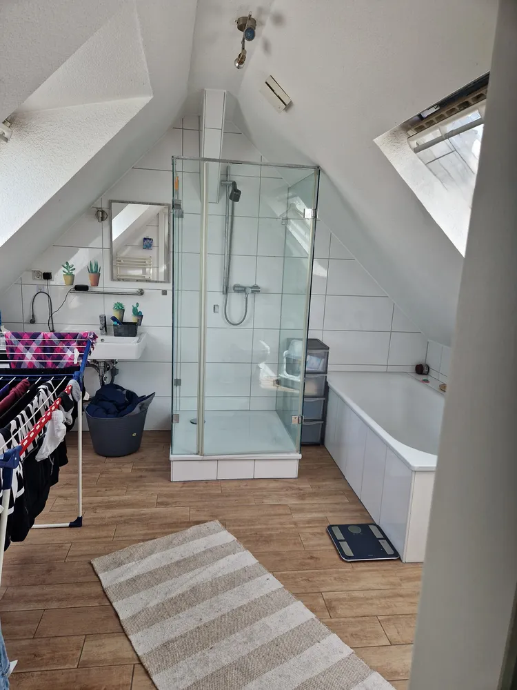 4 Zimmer Wohnung mit 120 m² in Oberhausen – Bild 11
