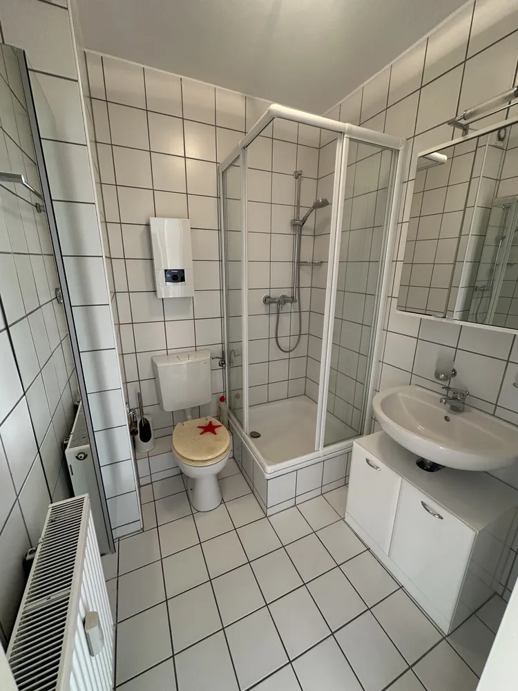 1 Zimmer Wohnung mit 33 m² in Köln – Bild 10