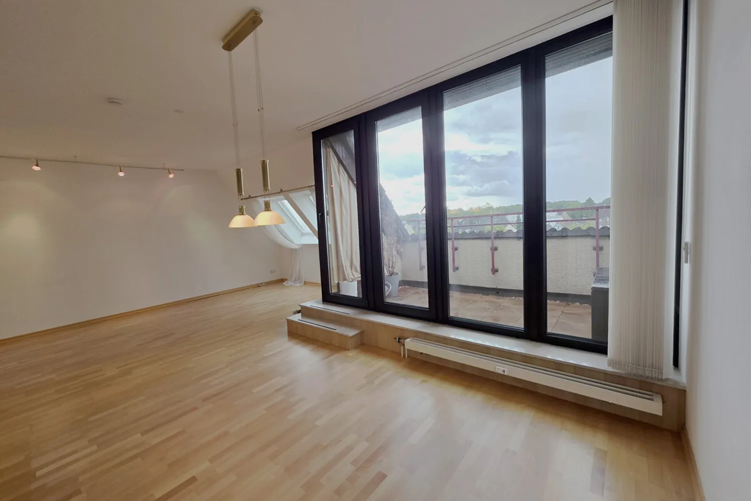 2 Zimmer Wohnung mit 69 m² in Solingen – Bild 3