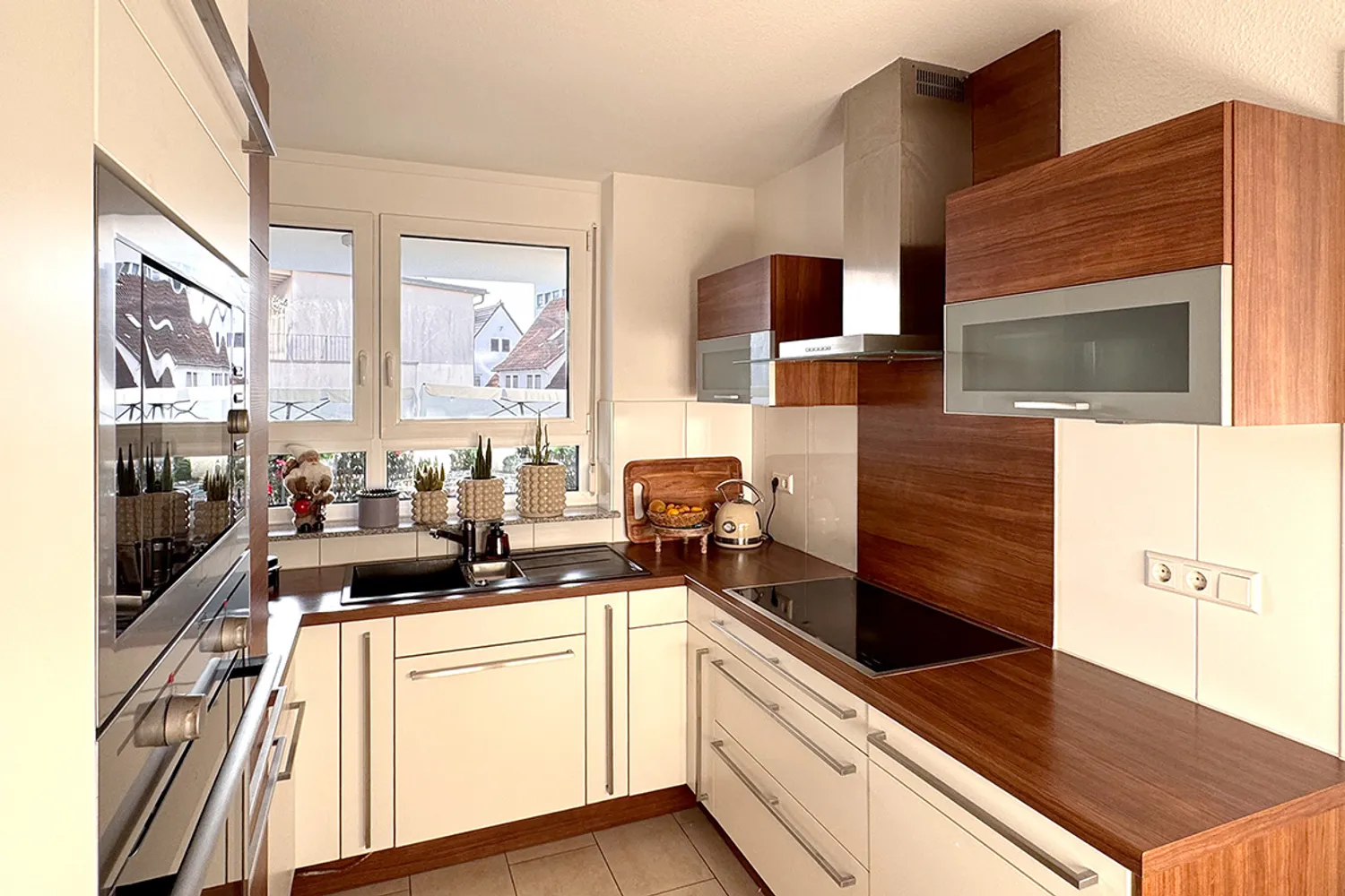 4 Zimmer Wohnung mit 100 m² in Böblingen – Bild 2