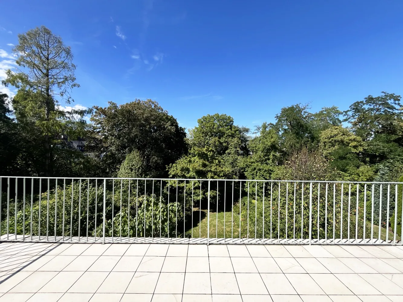 3 room apartment with 109 m² in Düsseldorf – Photo 4