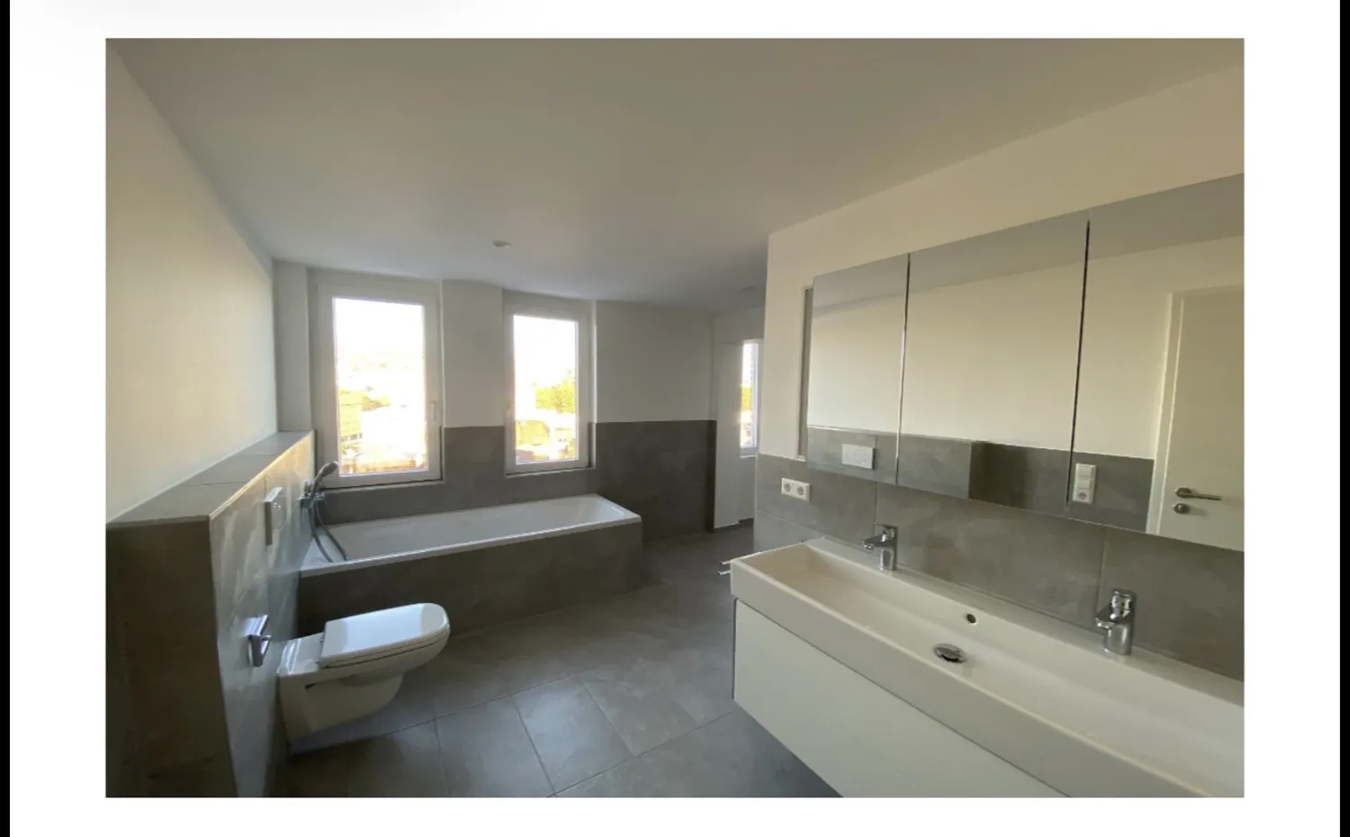 5 Zimmer Wohnung mit 134 m² in Stuttgart – Bild 2