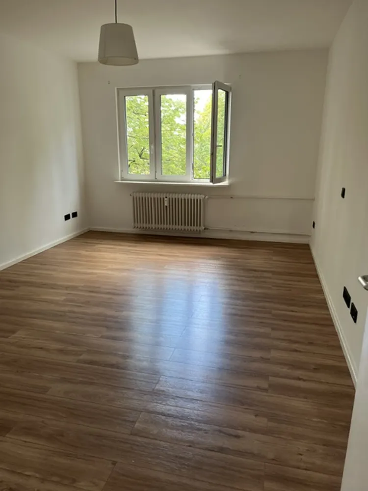 2 Zimmer Wohnung mit 56 m² in Berlin – Bild 1