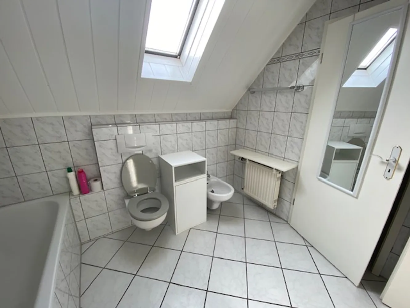 2 Zimmer Wohnung mit 95 m² in Leverkusen – Bild 4