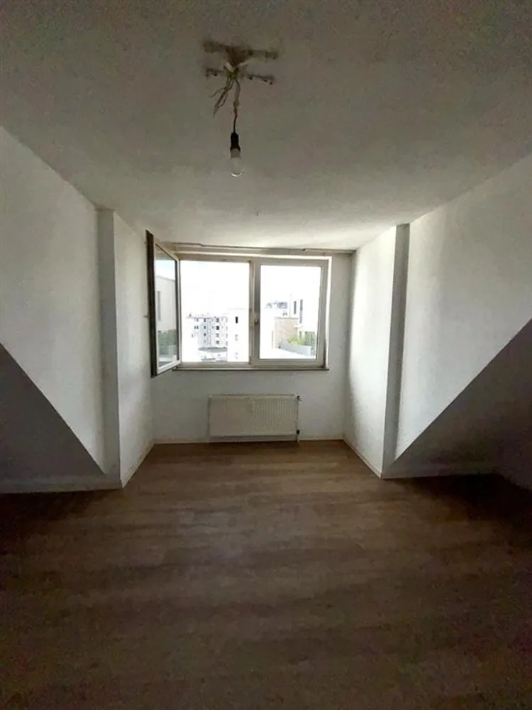 1 Zimmer Wohnung mit 35 m² in Köln – Bild 8
