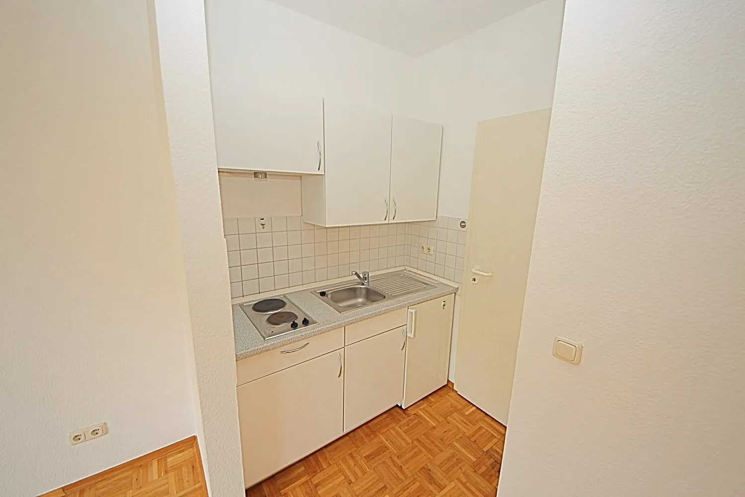 1 room apartment with 30 m² in Magdeburg – Photo 4