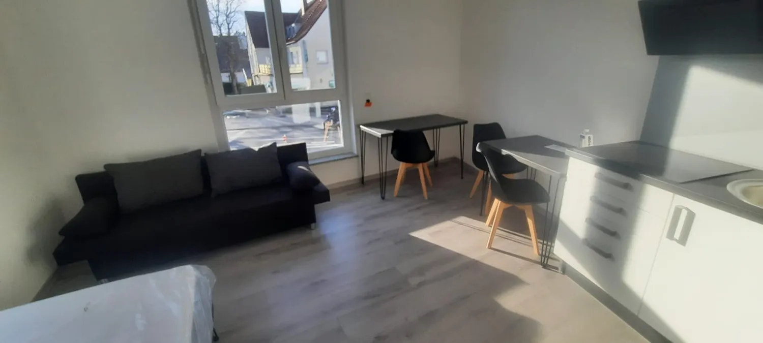 1 room apartment with 23 m² in Augsburg – Photo 2