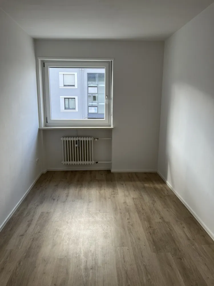 3 room apartment with 70 m² in Augsburg – Photo 4