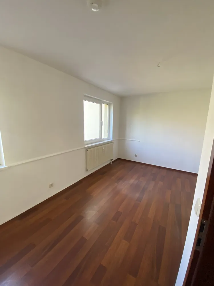 3 Zimmer Wohnung mit 75 m² in Dessau-Roßlau – Bild 3