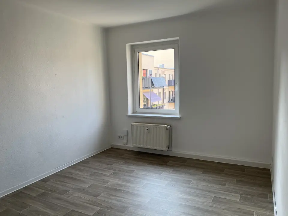 2 Zimmer Wohnung mit 48 m² in Halle (Saale) – Bild 2