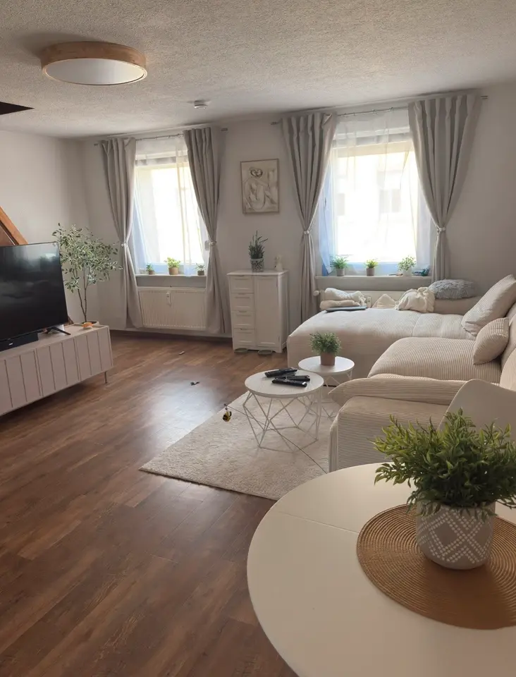 4 Zimmer Wohnung mit 87 m² in Luckenwalde – Bild 1