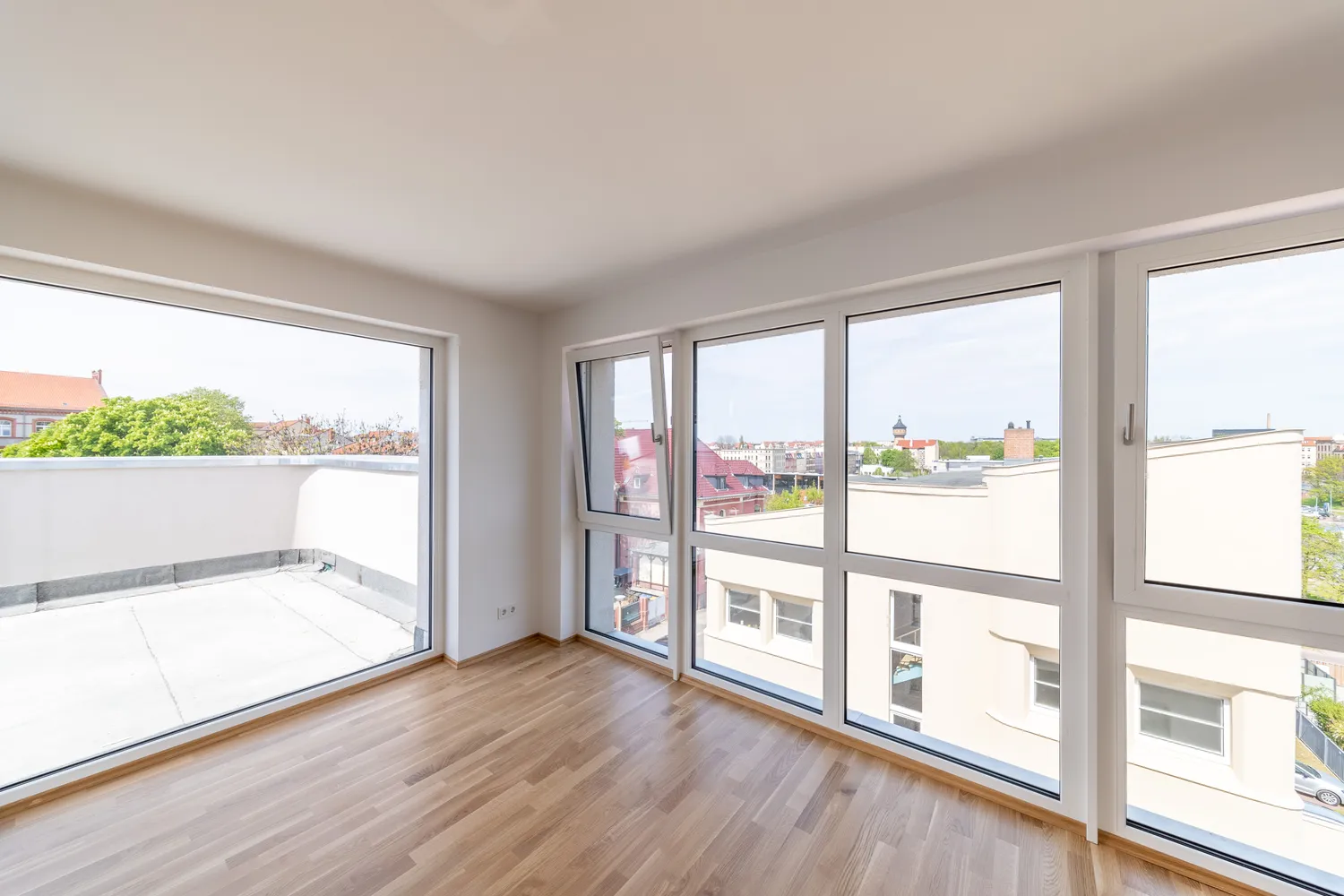 2 Zimmer Wohnung mit 78 m² in Halle (Saale) – Bild 2